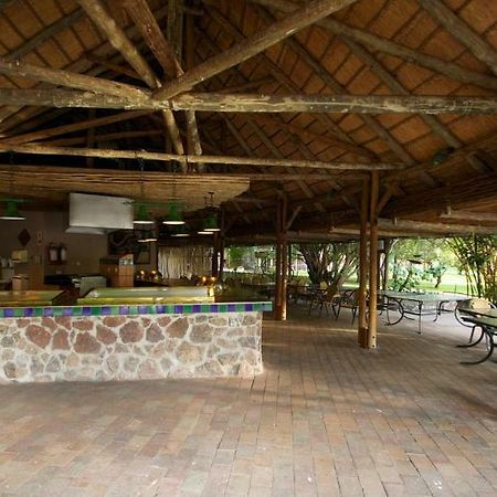 Cresta Mowana Safari Lodge Kasane Eksteriør bilde