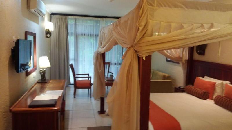 Cresta Mowana Safari Lodge Kasane Eksteriør bilde